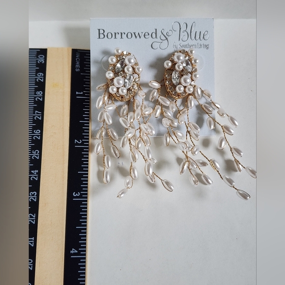 New Borrowed and Blue Women's Pearl & Rhinestones Drop Gold Vines Stud Earrings - Picture 12 of 13